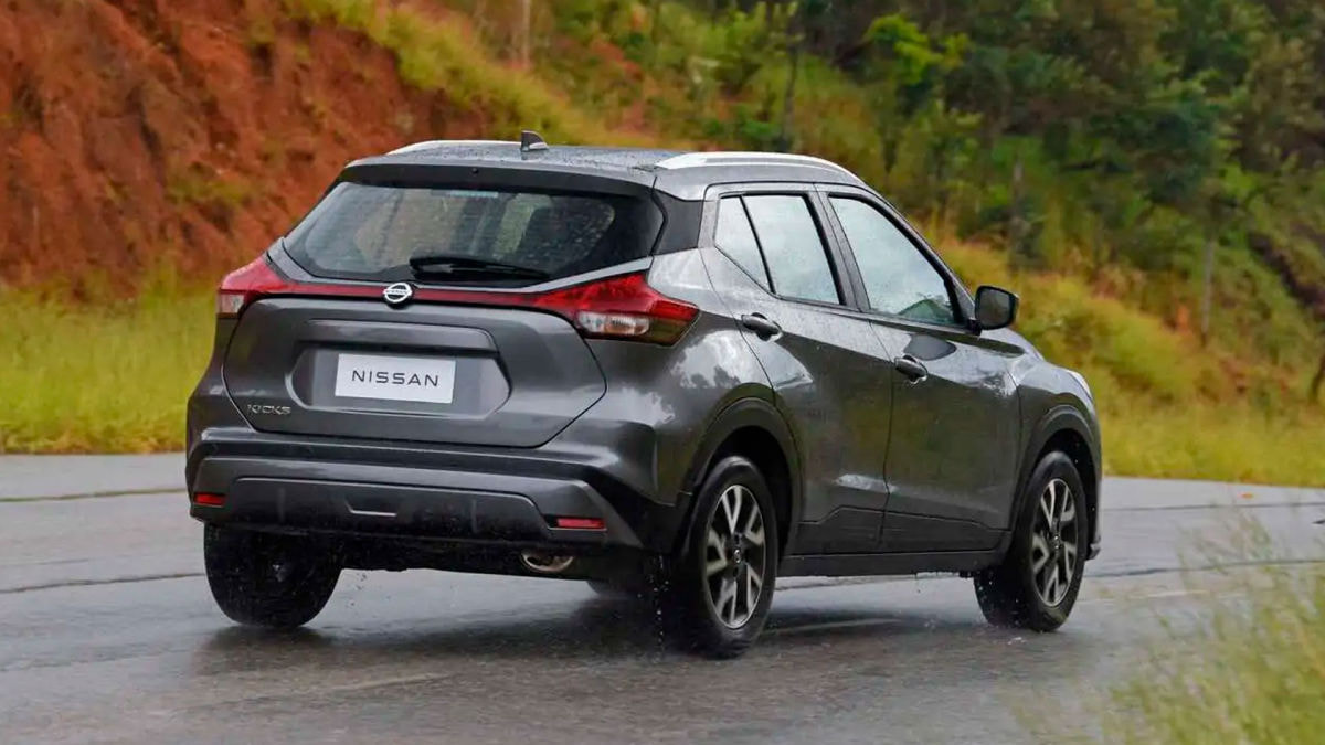 nissan kicks